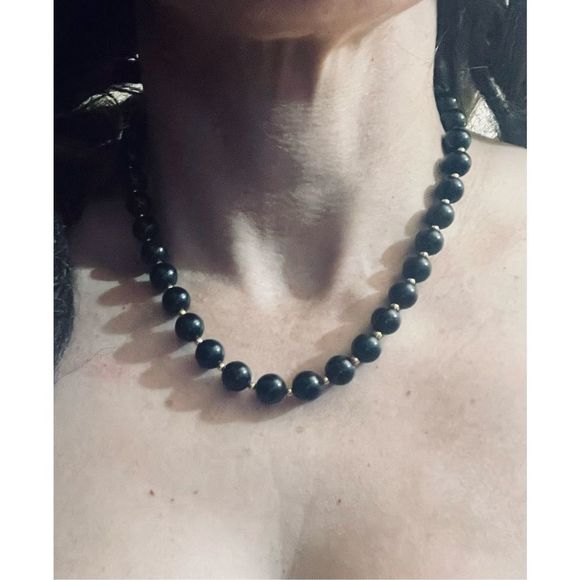 Pretty BLACK BEAD CHOKER NECKLACE - Picture 1 of 6